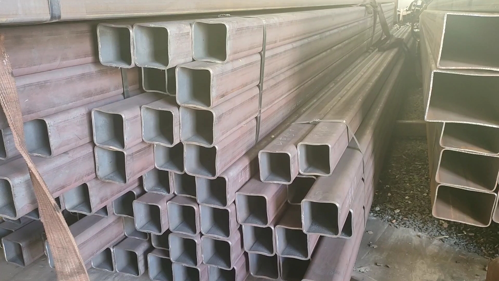 聊城16Mn厚壁無縫方管在冷彎型鋼領域的應用與優勢